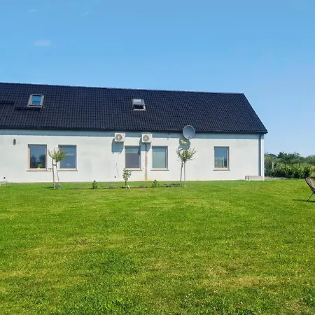1 Bedroom Stunning In Holiday home Kolobrzeg