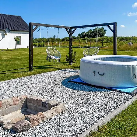 1 Bedroom Stunning In * Kołobrzeg
